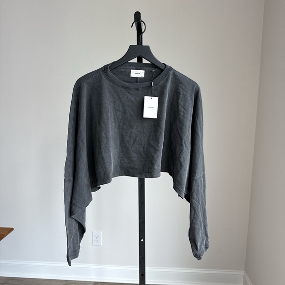 Joah Brown Tops - NWT Joah Brown slouchy crop long sleeve M/L